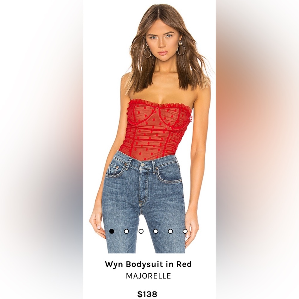 Wyn Bodysuit in Red
MAJORELLE